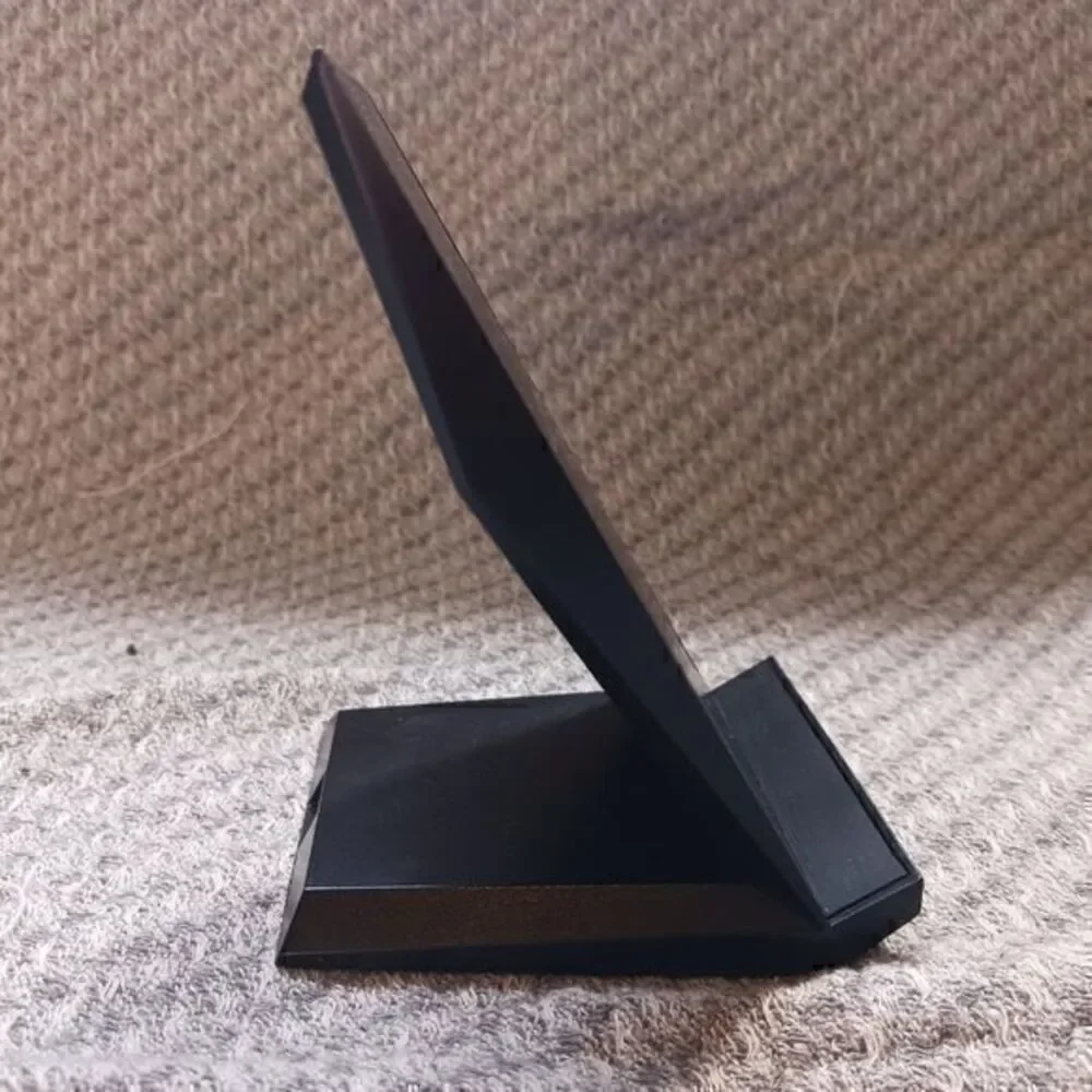 Nanami Qi Certified Wireless Charging Stand
